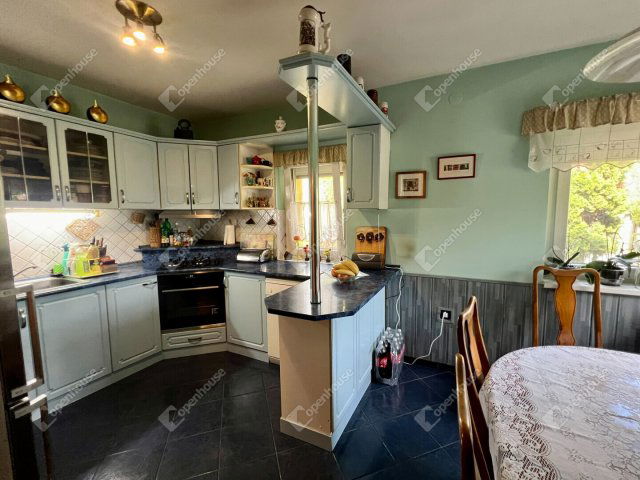 Eladó családi ház, Abdaon 118 M Ft, 5 szobás