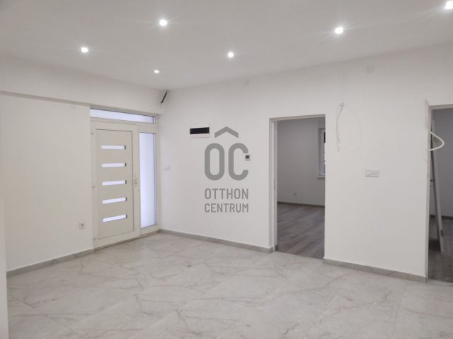 Eladó téglalakás, Balatonlelleén 83.9 M Ft, 3 szobás