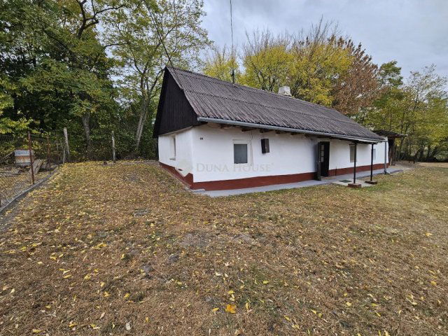 Eladó családi ház, Bőnyön 18.9 M Ft, 2 szobás