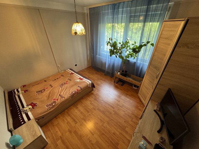 Eladó panellakás, Miskolcon 28.99 M Ft, 2+1 szobás