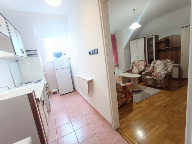 Kiadó téglalakás, albérlet, Pécsett, Alsóhavi utcában