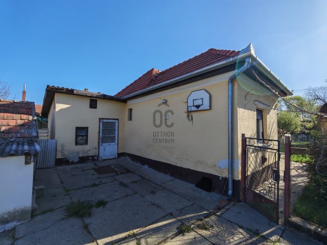 Eladó családi ház, Abonyban 29.9 M Ft, 2 szobás