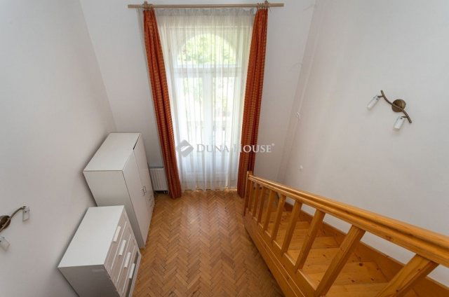 Eladó téglalakás, Budapesten, VII. kerületben 81.48 M Ft