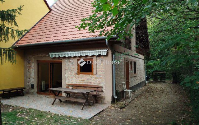 Eladó ikerház, Gárdonyban 73 M Ft, 4 szobás