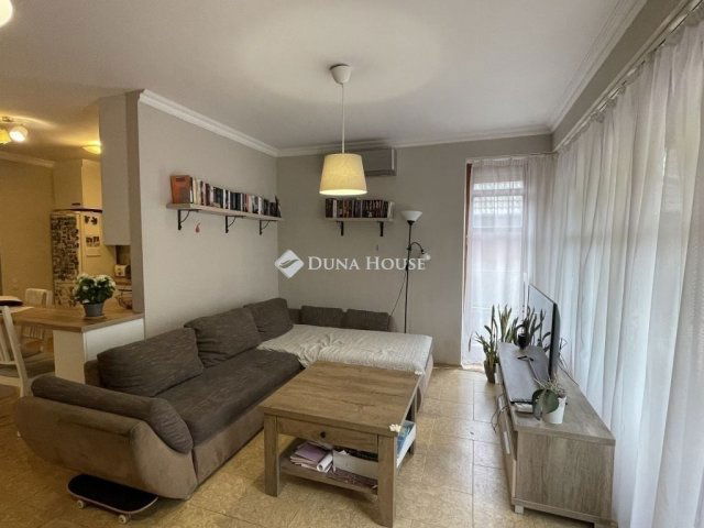 Eladó családi ház, Helvécián 89.9 M Ft, 4 szobás