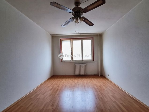 Eladó panellakás, Budapesten, III. kerületben 76.8 M Ft, 3 szobás