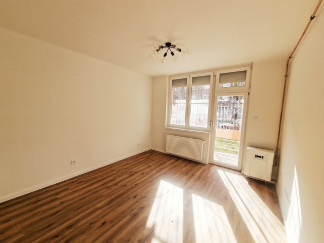 Eladó téglalakás, Budapesten, XXI. kerületben, Erdősor utcában