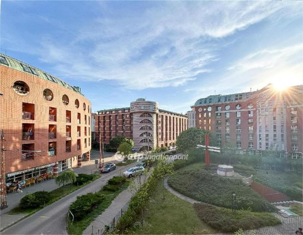 Eladó téglalakás, Budapesten, VIII. kerületben 79.9 M Ft