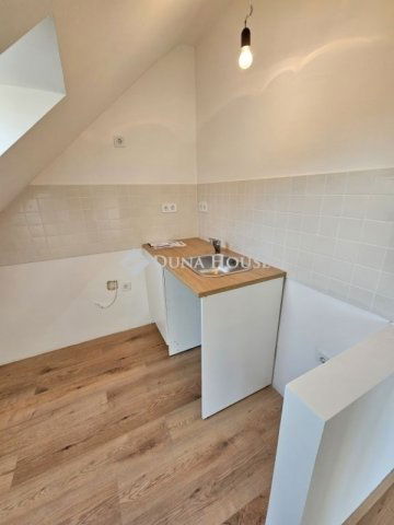 Eladó téglalakás, Üllőn 53 M Ft, 2 szobás