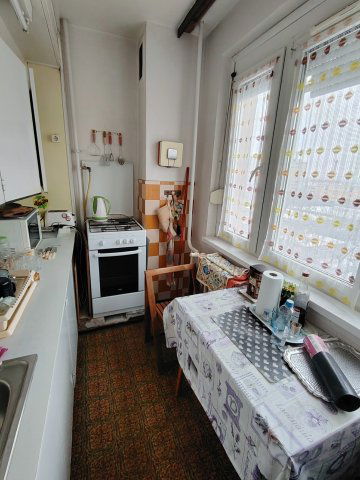 Eladó panellakás, Székesfehérvárott 47.8 M Ft, 2 szobás