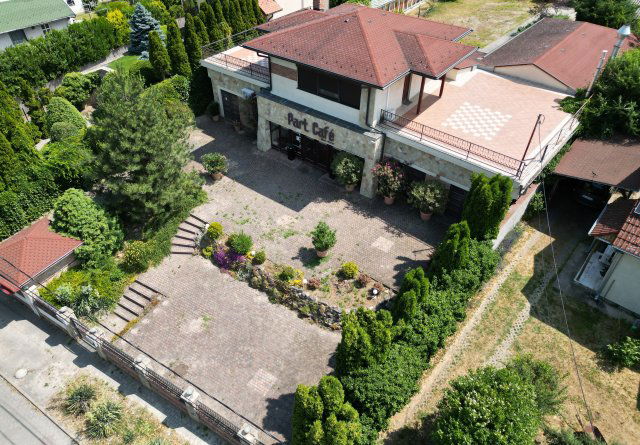 Eladó családi ház, Dunakeszin 586.5 M Ft, 7 szobás