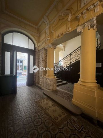 Eladó téglalakás, Budapesten, VIII. kerületben 63 M Ft, 3 szobás