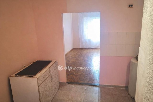 Eladó téglalakás, Budapesten, X. kerületben 27.9 M Ft, 1 szobás