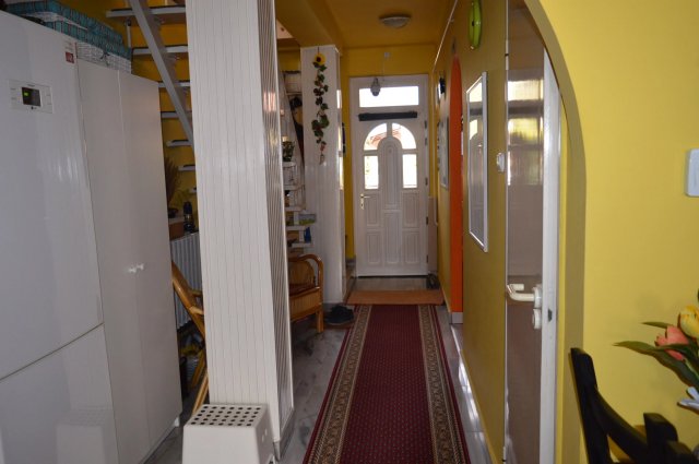 Eladó ikerház, Esztergomban, Szentkirályi utcában 67 M Ft