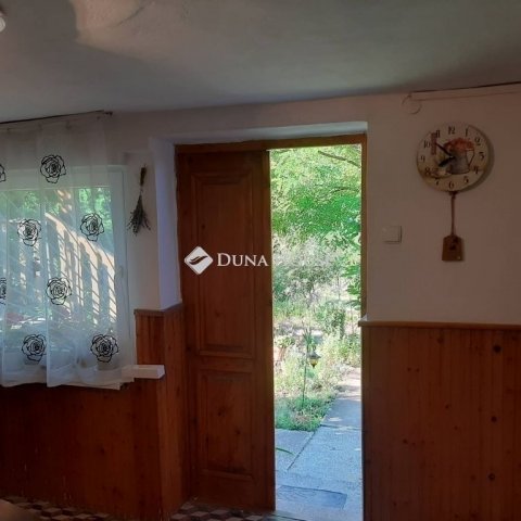 Eladó családi ház, Erdőkertesen 48 M Ft, 3 szobás