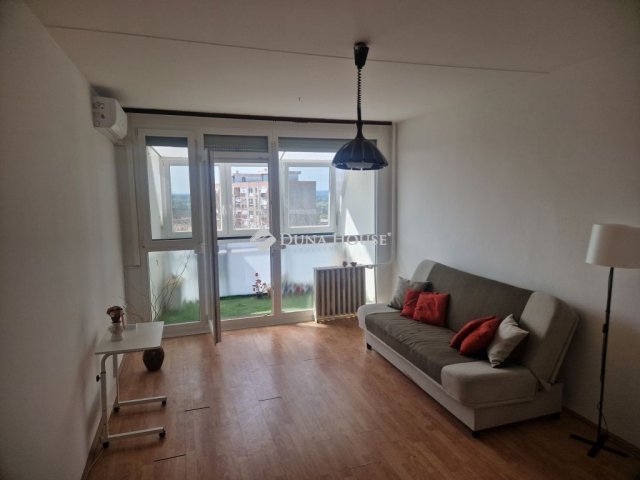 Eladó panellakás, Pécsett 47.9 M Ft, 2 szobás