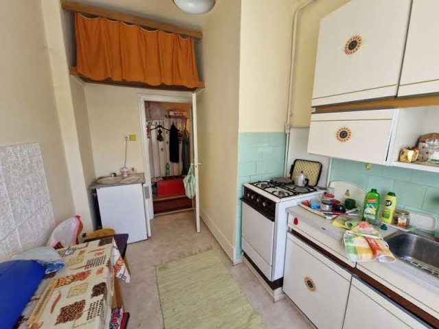 Eladó téglalakás, Kaposváron 39 M Ft, 2 szobás