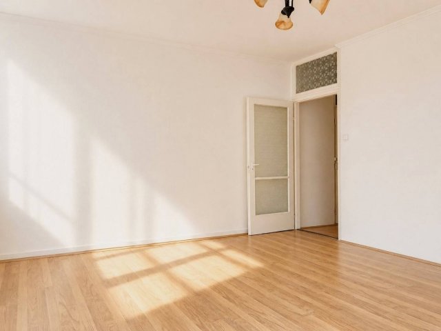 Eladó panellakás, Békéscsabán 29.5 M Ft, 2 szobás