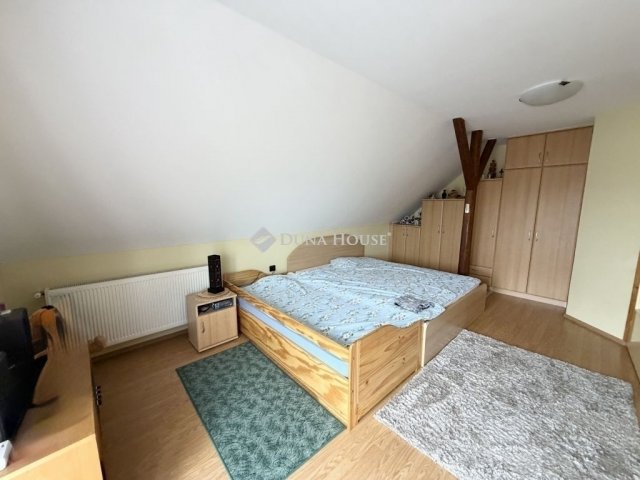 Eladó családi ház, Kozármislenyen 124.99 M Ft, 7 szobás