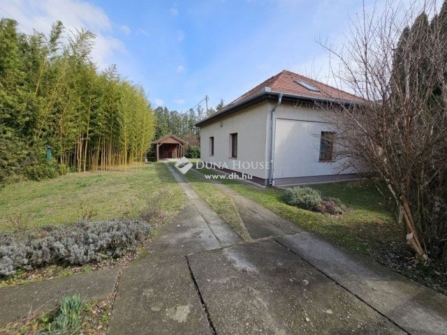 Eladó családi ház, Budapesten, XXI. kerületben 119.8 M Ft