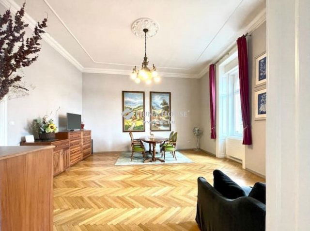 Eladó téglalakás, Budapesten, I. kerületben 239.4 M Ft, 3 szobás