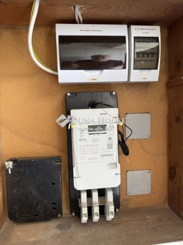 Eladó sorház, Pécsett 119.9 M Ft, 5 szobás