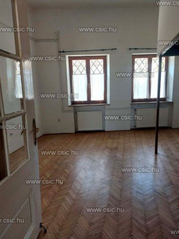 Eladó téglalakás, Budapesten, III. kerületben 58.6 M Ft