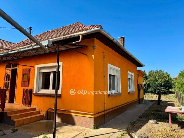 Eladó családi ház, Halásztelken 68 M Ft, 3 szobás