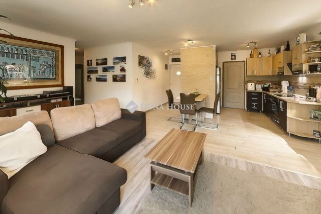 Eladó családi ház, Szigetszentmiklóson 109 M Ft, 4 szobás