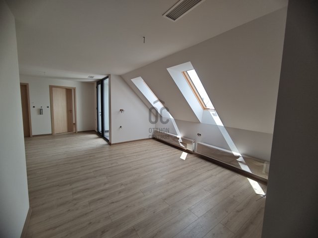 Eladó téglalakás, Mohácson 69 M Ft, 3 szobás