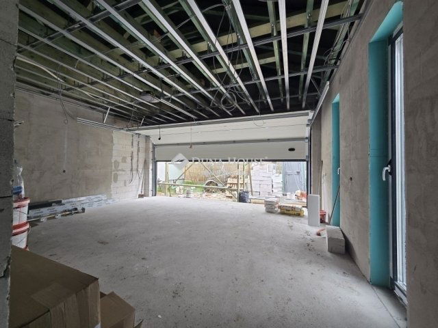 Eladó családi ház, Budapesten, XVIII. kerületben 159 M Ft