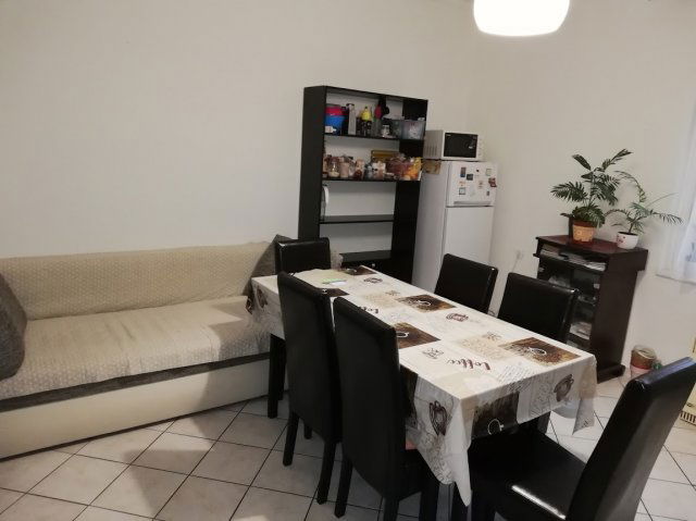 Kiadó téglalakás, albérlet, Debrecenben 185 E Ft / hó, 2 szobás