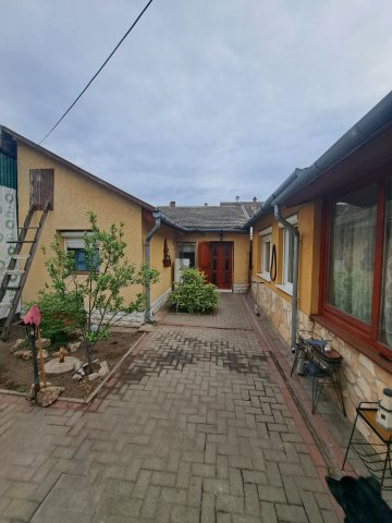 Eladó családi ház, Budapesten, XX. kerületben 89.9 M Ft
