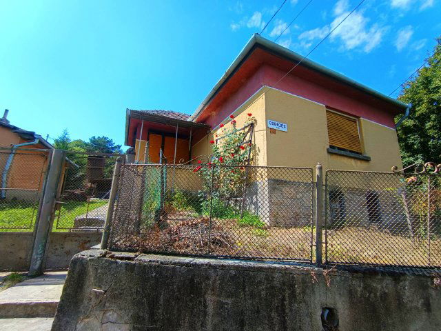 Eladó családi ház, Erdőbényén 22.99 M Ft, 2 szobás