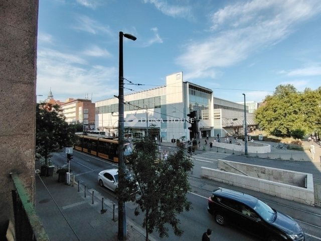 Eladó téglalakás, Budapesten, XI. kerületben 150 M Ft, 5 szobás