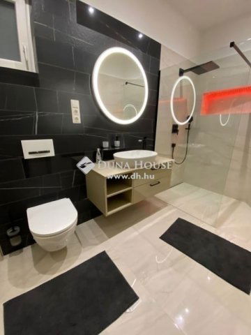 Eladó téglalakás, Budapesten, V. kerületben 420 M Ft, 4 szobás