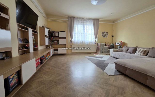 Eladó téglalakás, IV. kerületben, Irányi Dániel utcában