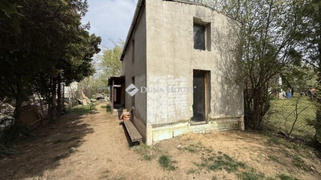 Eladó nyaraló, Gyömrőn 20 M Ft, 1 szobás / költözzbe.hu