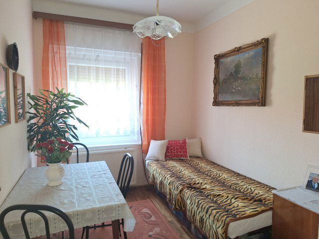 Eladó ikerház, Sopronban 63 M Ft, 3 szobás / költözzbe.hu