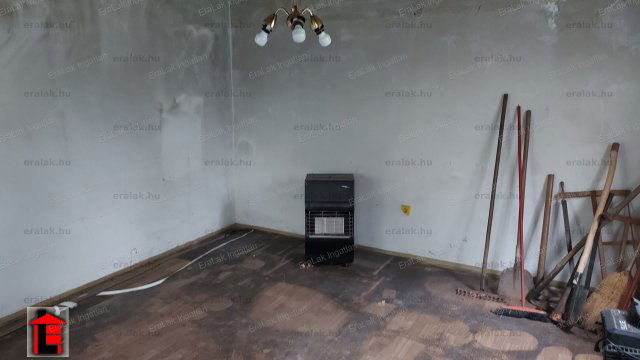 Eladó mezogazdasagi ingatlan, Győrött 14.9 M Ft, 1 szobás