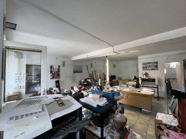 Eladó üzlethelyiség, Egerben 34.9 M Ft, 1 szobás