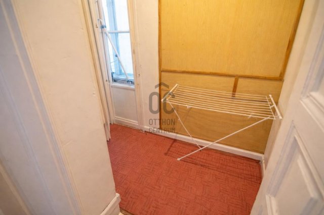 Eladó téglalakás, Budapesten, VI. kerületben 87.8 M Ft, 3 szobás