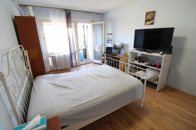 Eladó panellakás, Szegeden, Zsitva soron 46 M Ft, 3 szobás