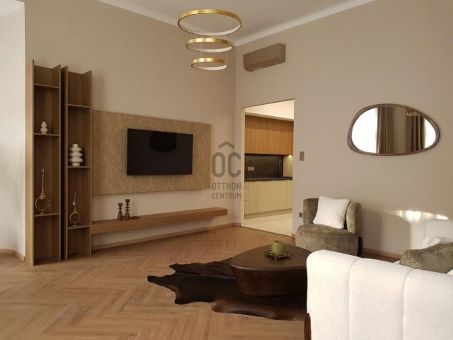 Eladó téglalakás, Budapesten, V. kerületben 219 M Ft, 3 szobás