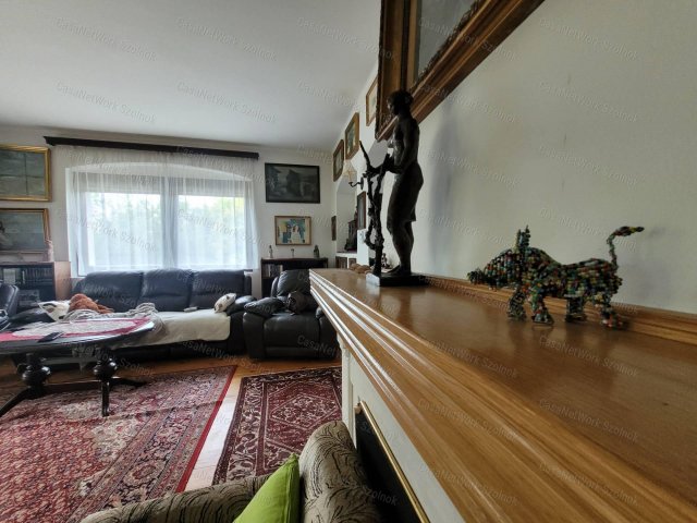 Eladó családi ház, Kerepesen 140 M Ft, 5+1 szobás