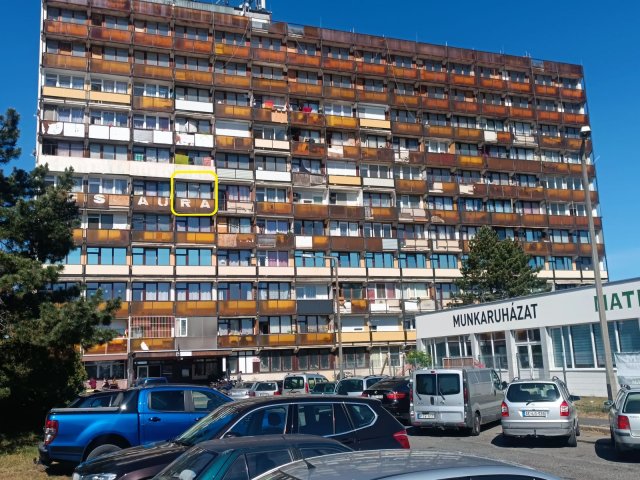 Eladó panellakás, Veszprémben 5.5 M Ft, 1 szobás
