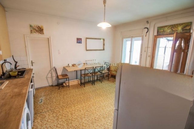 Eladó családi ház, Ecseren 76.8 M Ft, 3 szobás