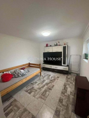 Eladó családi ház, Kecskeméten 15.5 M Ft, 4 szobás