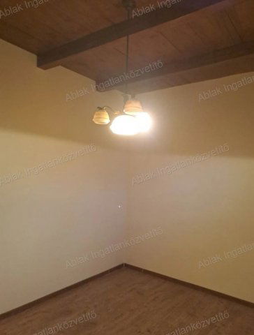 Eladó családi ház, Bedegkéren 54 M Ft, 3 szobás