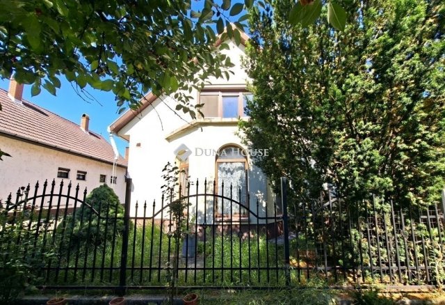 Eladó családi ház, Sarkadon 52 M Ft, 5 szobás